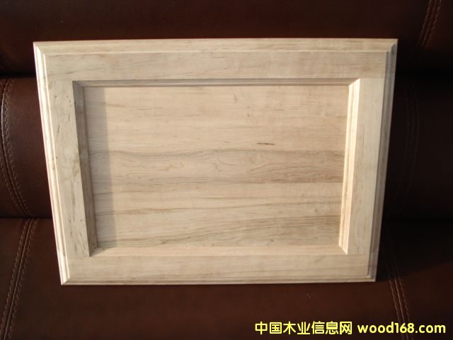 楓木櫥柜門片的詳細介紹