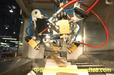 線條自動噴漆機的詳細介紹