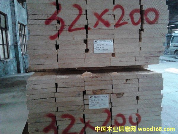 輻射松板材的詳細介紹