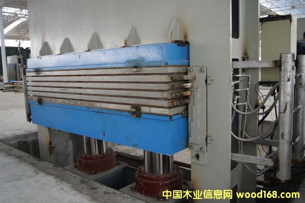 二手熱壓機 木工熱壓機 二手木工的詳細介紹
