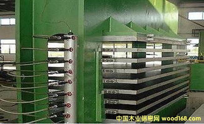 膠合板熱壓機的詳細介紹
