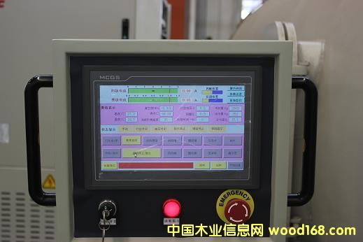 4立方全自動(dòng)高頻木材真空干燥罐的詳細(xì)介紹
