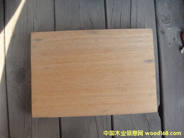 巴新菠蘿格的詳細(xì)介紹
