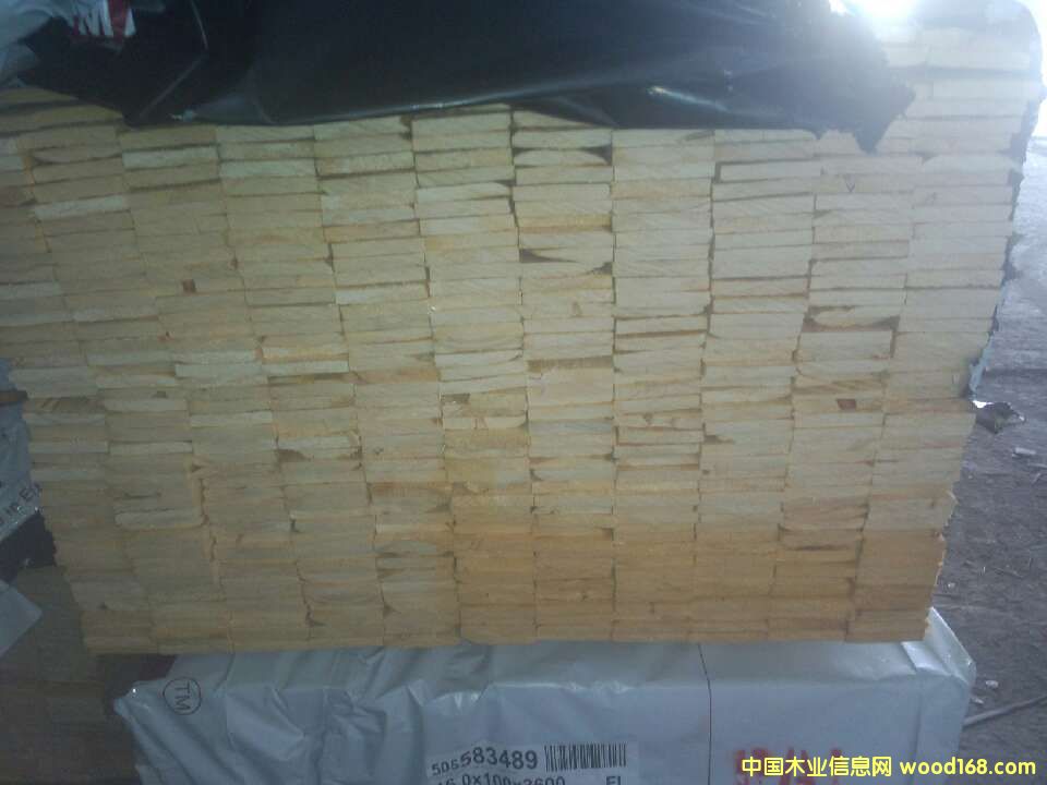 點擊查看歐洲進口云杉放大圖片