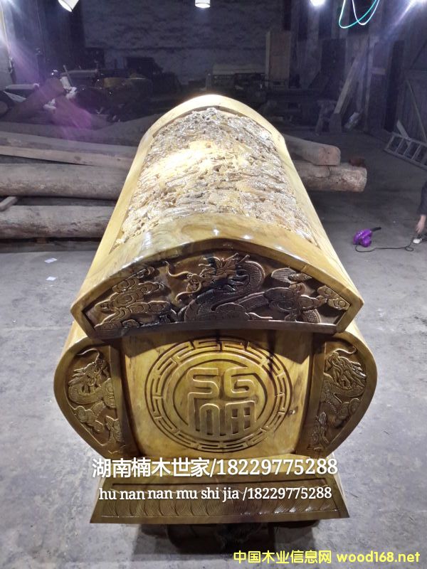 金絲楠木特大九龍棺材的詳細介紹